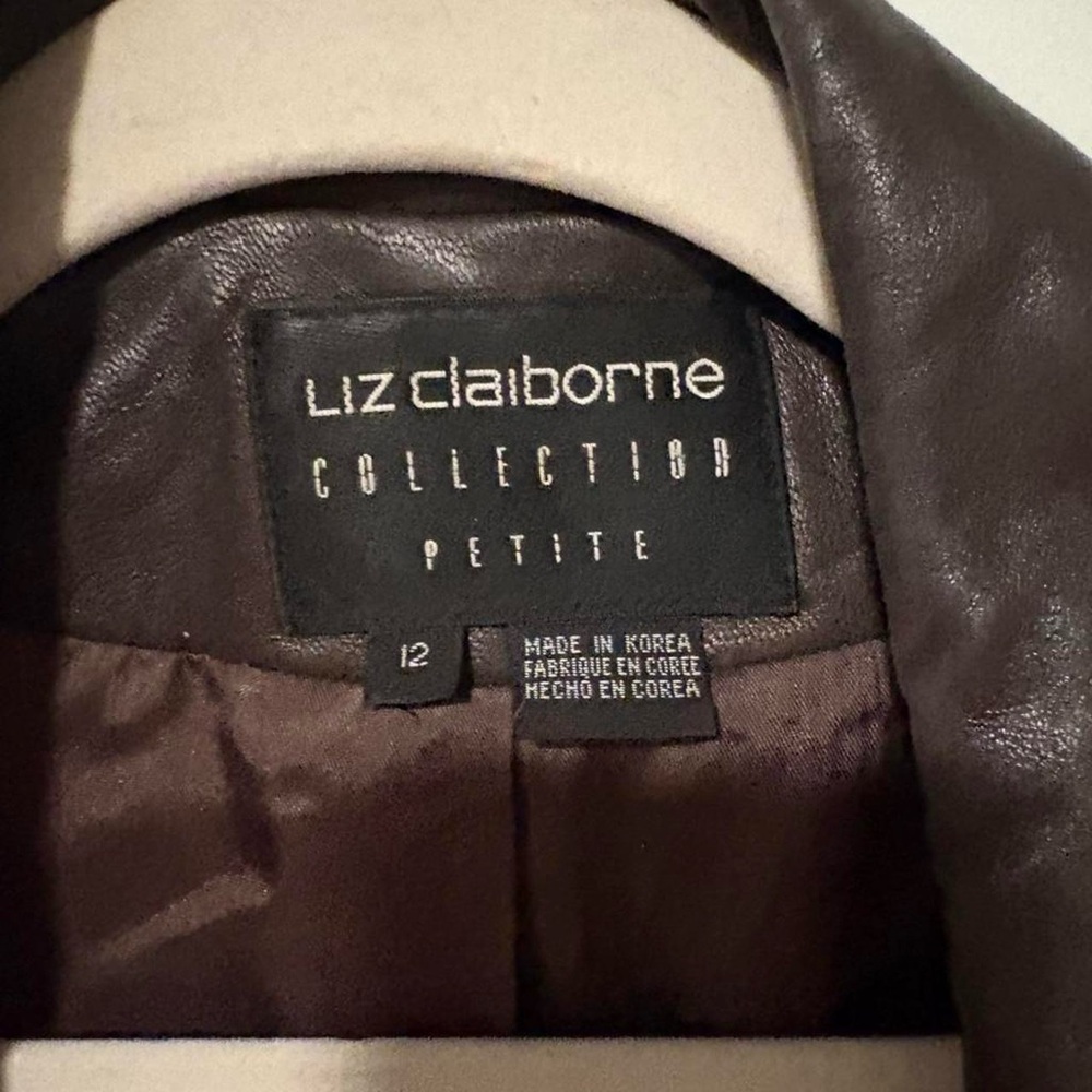 Vintage chocolate brown leather blazer coat fits like a med - Picture 2 of 7